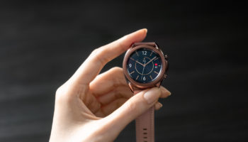 003 galaxywatch3 lifestyle image