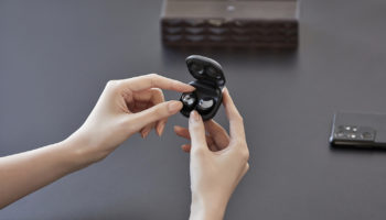 013 galaxybudspro handson black