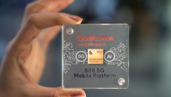 snapdragon 888 chip case in hand