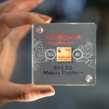 snapdragon 888 chip case in hand