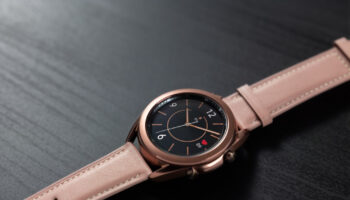 004 galaxywatch3 lifestyle image