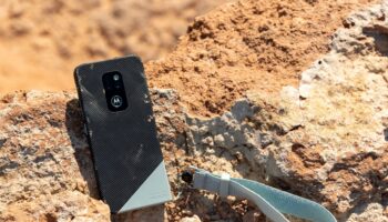 motorola defy DSC7480 scaled 1