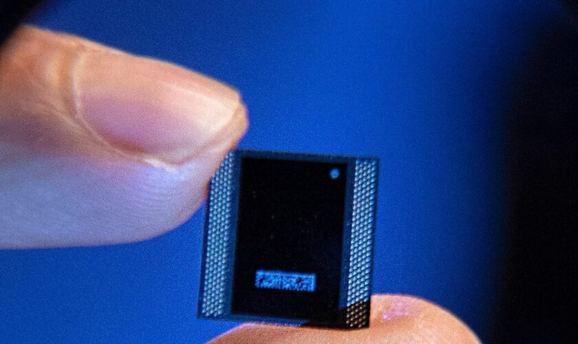 Intel vient d'abandonner sa puce Lakefield destinée à la Surface Neo de Microsoft 89 foveros1