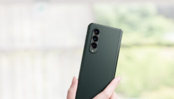 017 galaxyzfold3 5g hands on phantomgreen