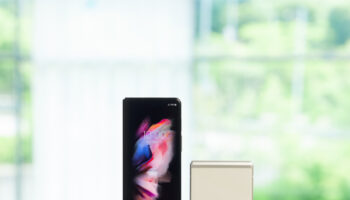 032 galaxyzfold3 5g phantomblack galaxyzflip3 5g cream