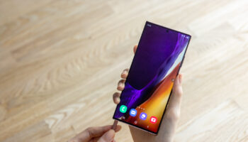 019 spen galaxynote20ultra lifestyle image