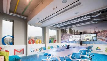 54de2c9069bedd8f6faeaf72