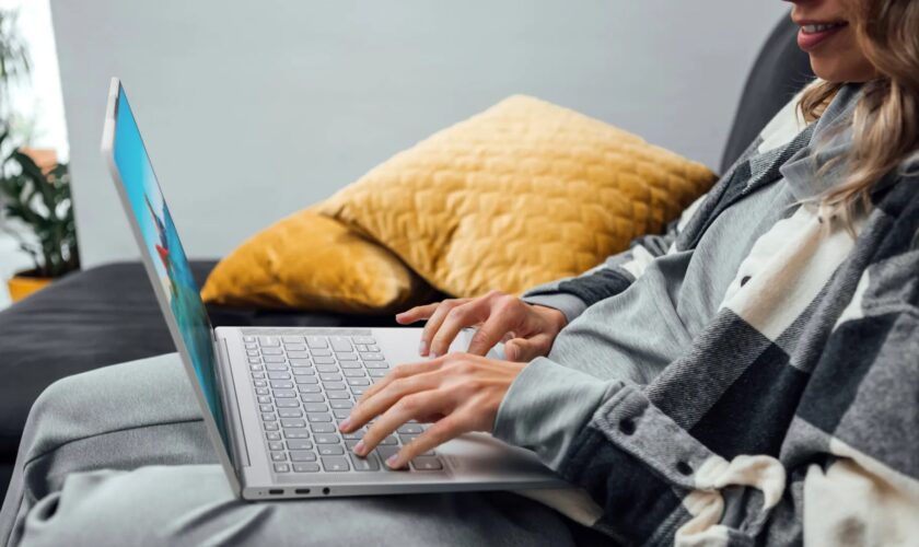 Lenovo lance le Yoga Slim 7 Carbon doté d'un écran OLED et un poids plume 69 Lenovo IdeaPad Slim 7 Carbon AMD