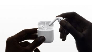 apple airpods charging case 1280