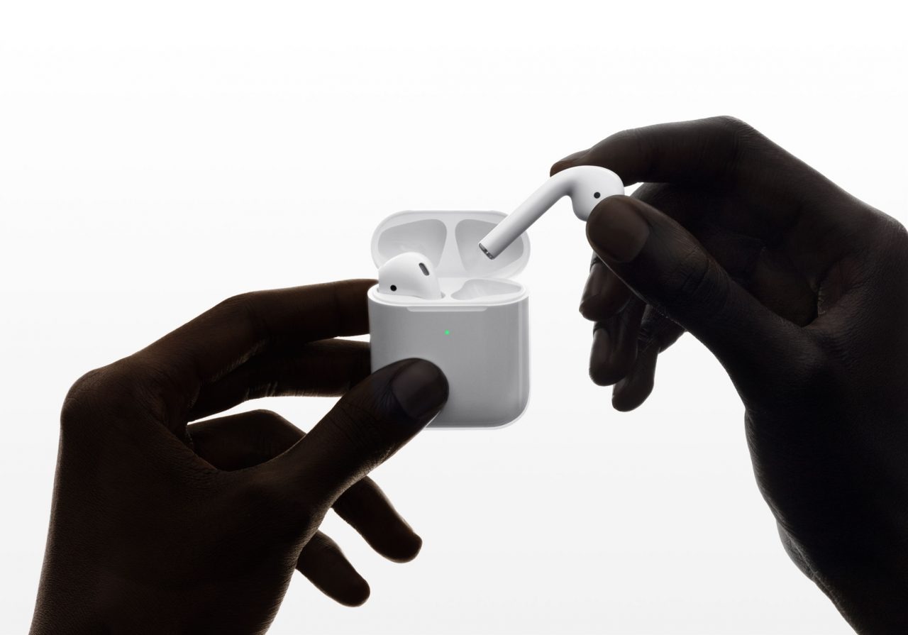 apple airpods charging case 1280