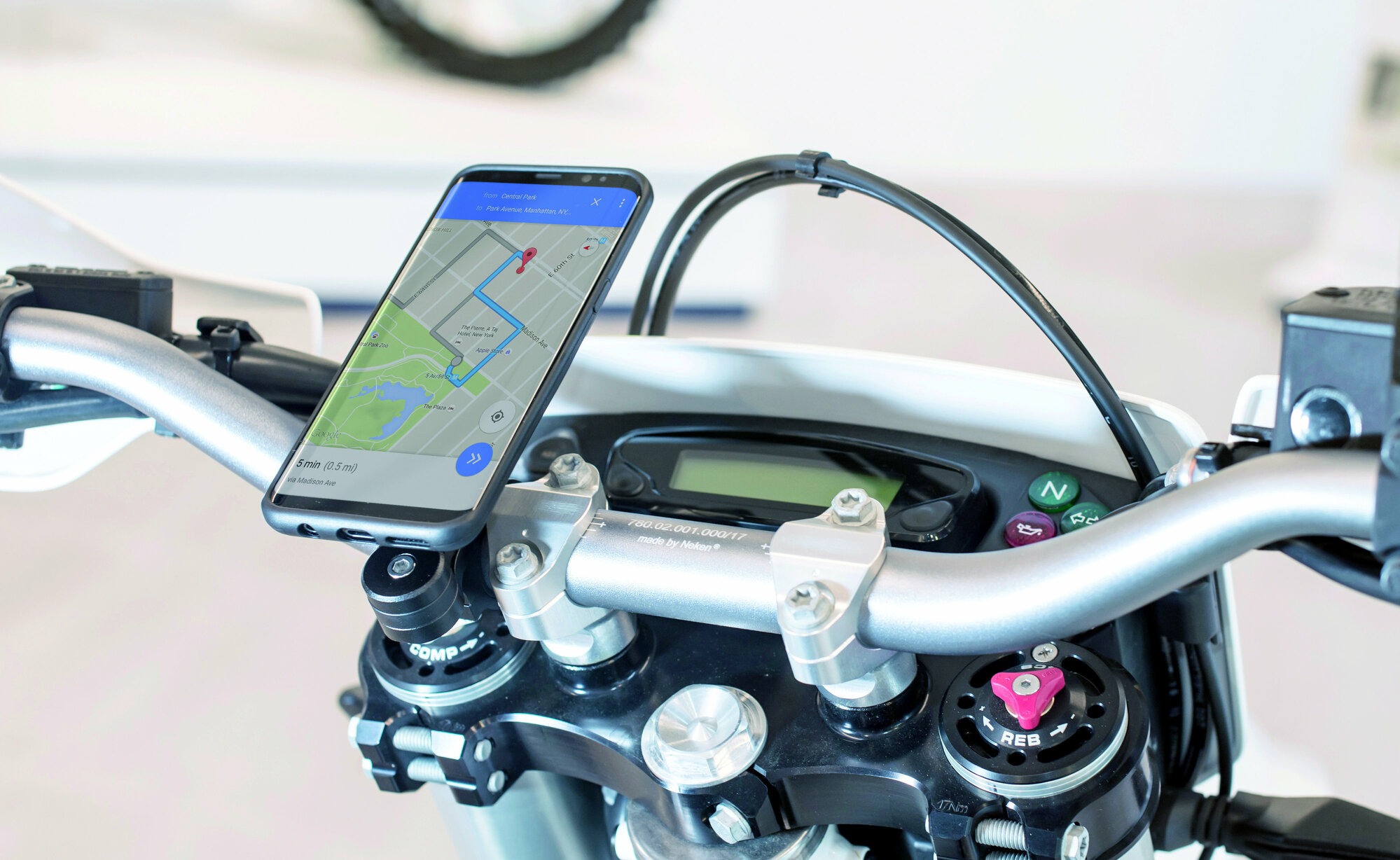 support telephone guidon moto sp