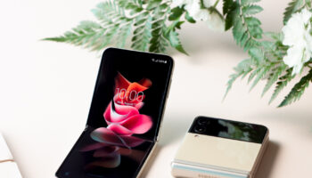 003 galaxyzflip3 5g cream