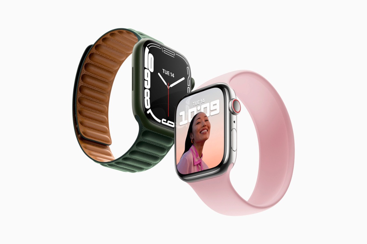 Apple Watch Series 7 smartwatche