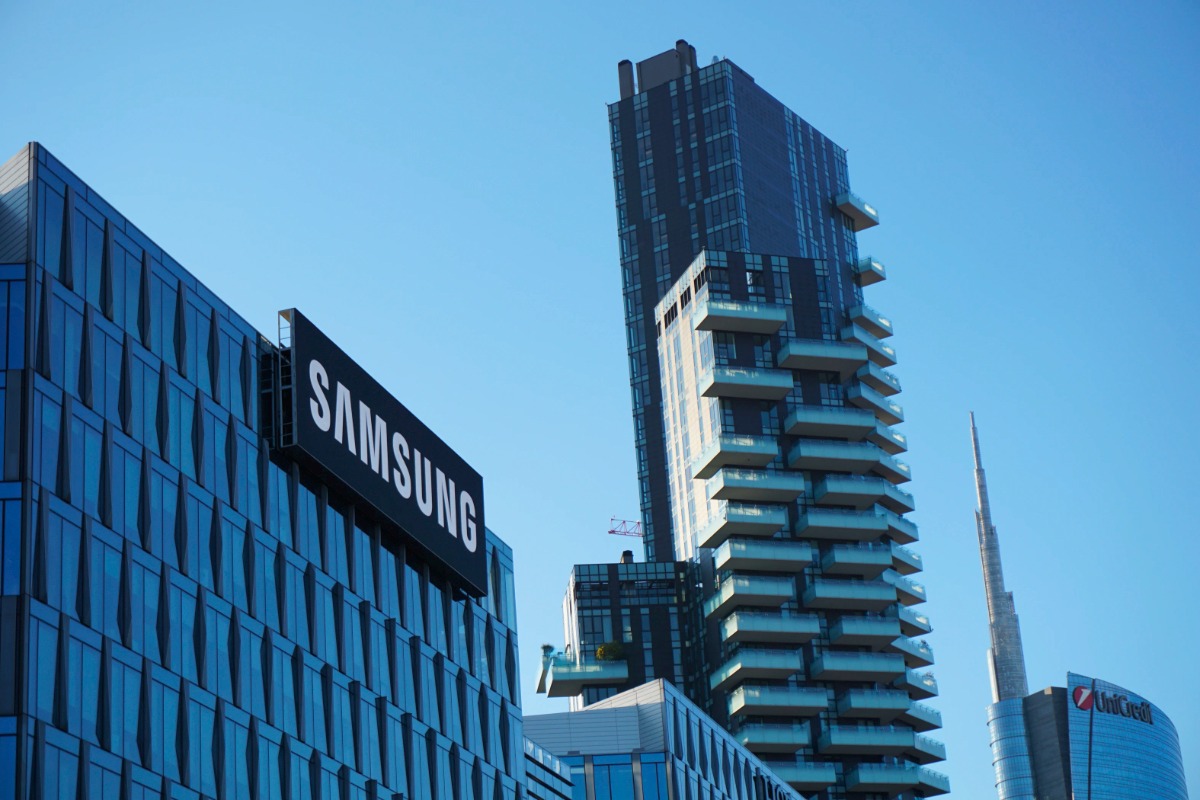 Samsung building logo featured
