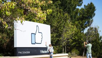 Sec Facebook GettyImages 1232232