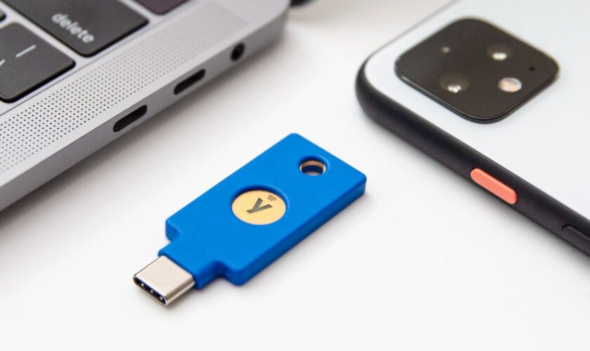 Yubico Security Key C NFC, une clé de sécurité USB-C bon marché pour les smartphones et ordinateurs 69 yubi security c usb key smartpho