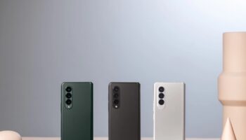 021 galaxyzfold3 5g family phant