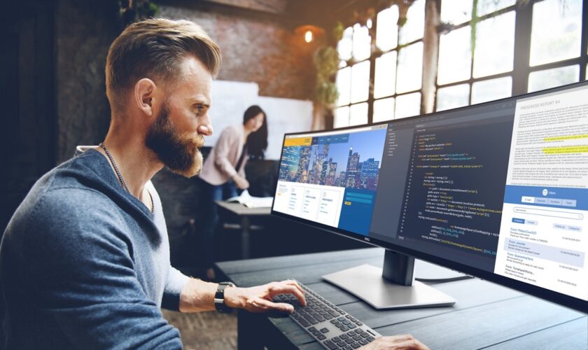 Grâce à Windows 11 et la demande de PC de travail, les résultats de Dell et HP ont grimpé 65 Dell U4919dw km717 shutterstock