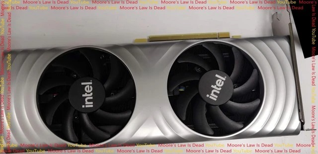 Découvrez les images réelles des GPU Arc Alchemist d'Intel qui ont fait l'objet d'une fuite 50 Intel Arc GPU images leaked 1 Co