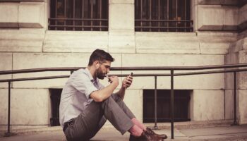 brown leather shoes 1842606 1280