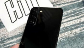 Samsung Galaxy S22 real life ima