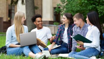 Acer Chromebook 2022 lifestyle h