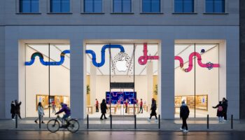 Apple nso rosenthaler strasse He