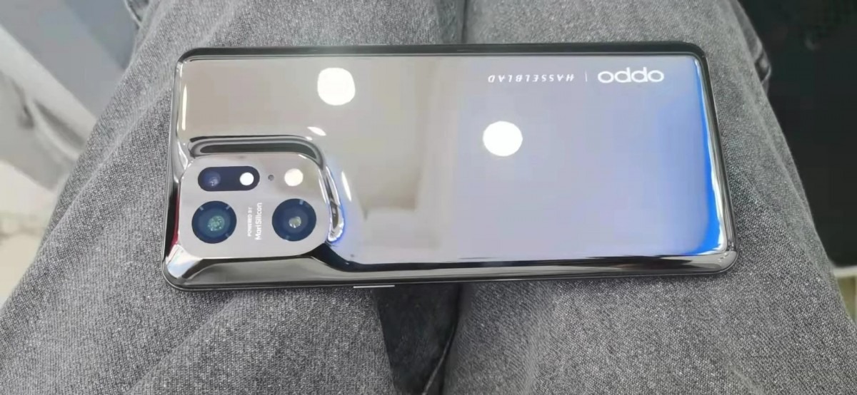 OPPO Find X5 Pro 1