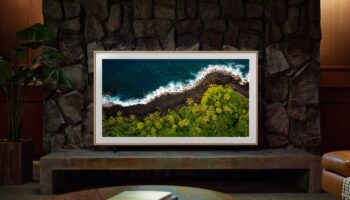 Samsung The Frame Lifestyle 05