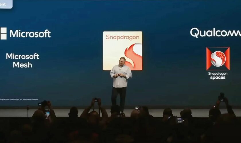 CES 2022 : Qualcomm et Microsoft travaillent sur une puce personnalisée pour des lunettes AR 69 microsoft qualcomm puce