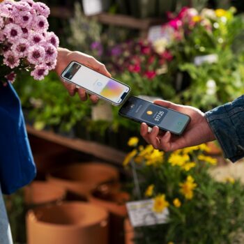 Apple Apple Pay Transaction big