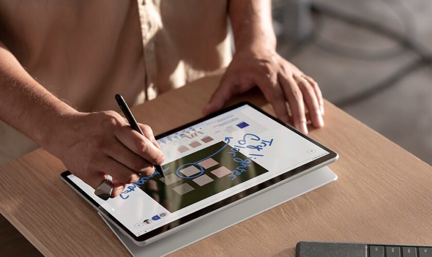 La prochaine Surface doté d'une puce ARM pourrait enfin être puissante 87 RE4OAP9