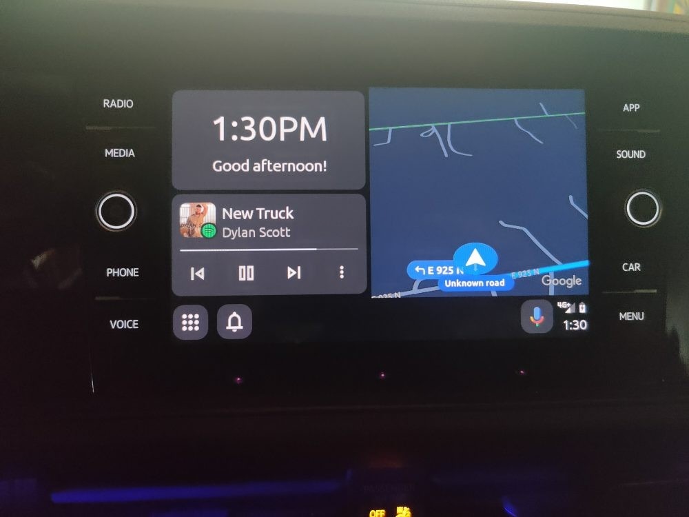 Une fuite de la nouvelle version Android Auto montre un design inspiré de Apple CarPlay ! 43 android auto coolwalk leak 4