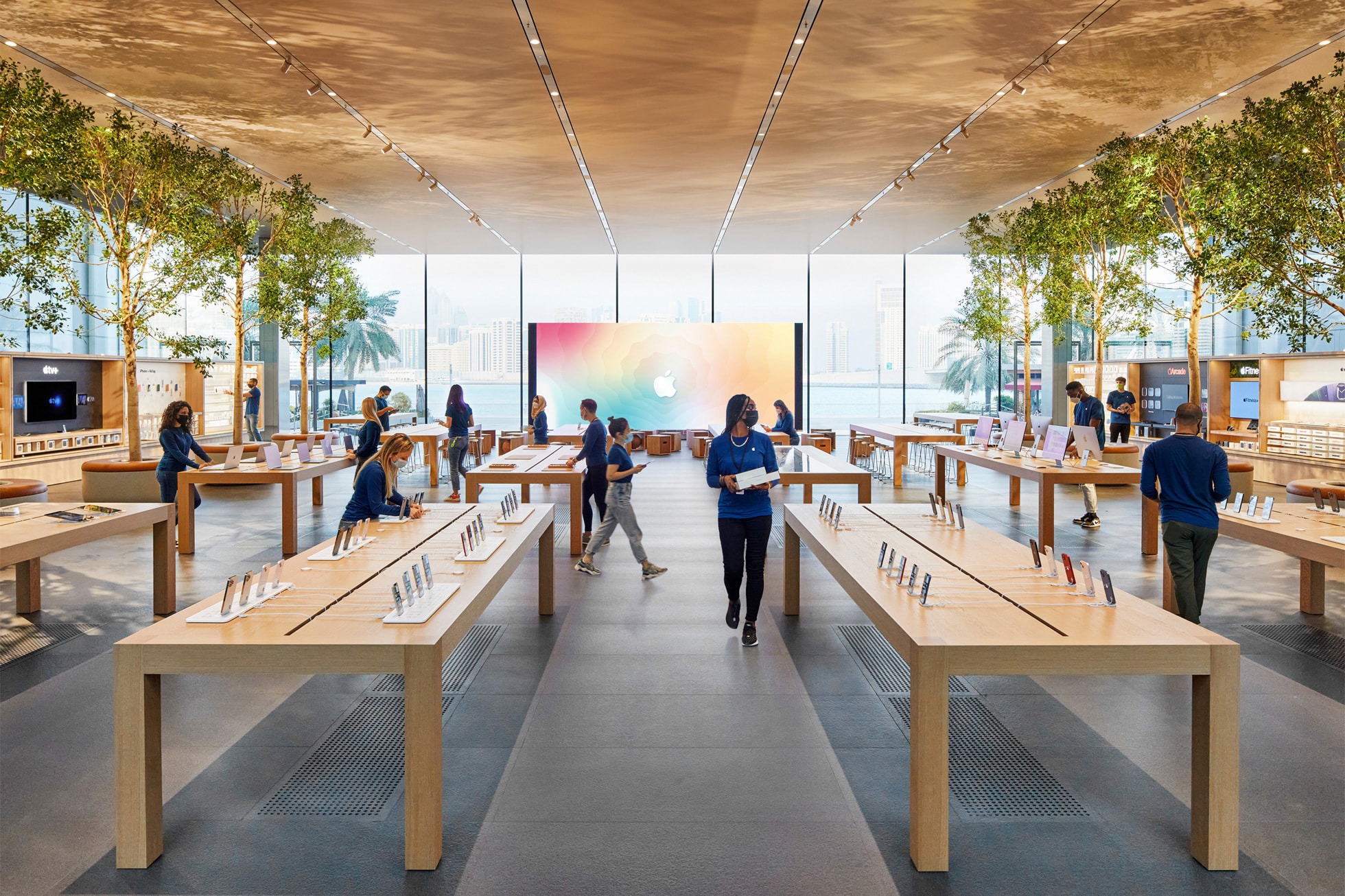 Apple Al Maryah Island preview i 1