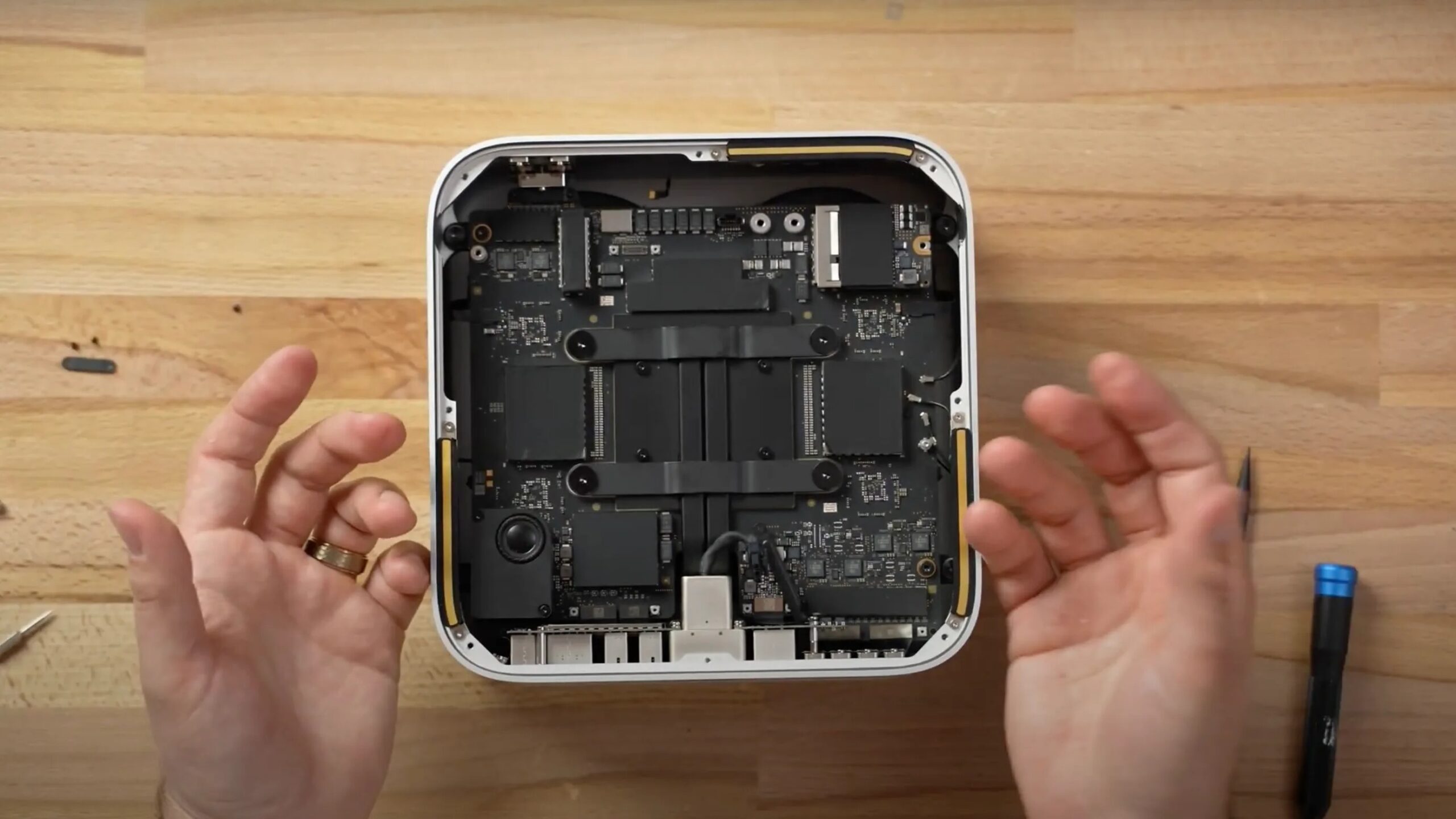 Le démontage du Mac Studio révèle un stockage SSD potentiellement évolutif