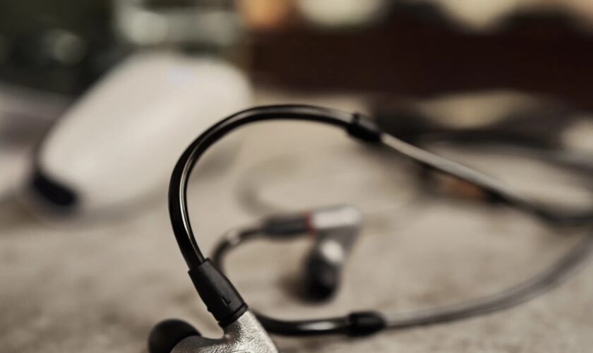 Sennheiser annonce de nouveaux écouteurs IE 600 extrêmement résistants, et tease l'avenir 87 Sennheiser IE 600 Mood Shot 1x1