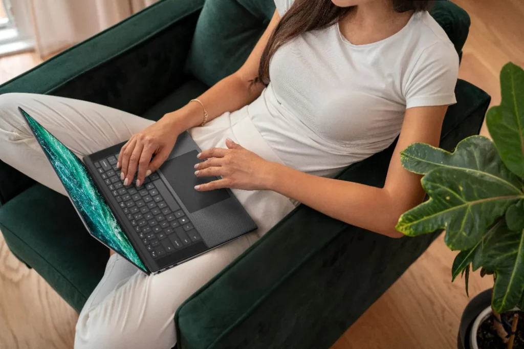 woman lounging XPS 9510 1280x128