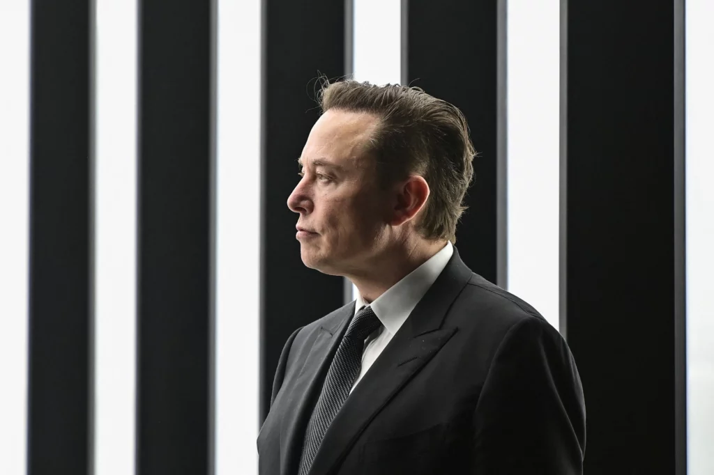 220404 elon musk mb 1227 4187c9