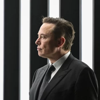 220404 elon musk mb 1227 4187c9