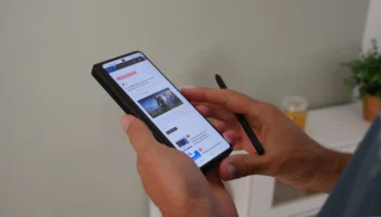 Galaxy Z Fold 3 106 1