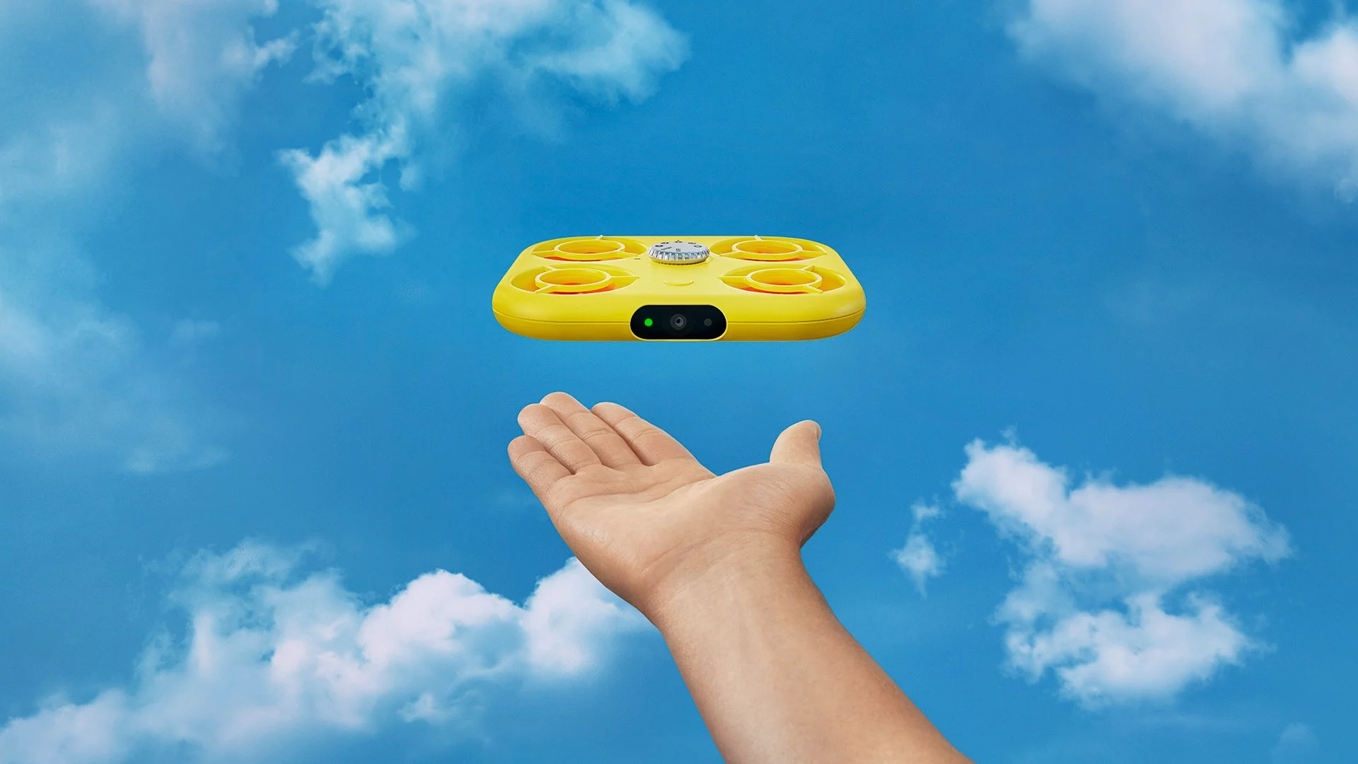 Le drone selfie de Snap appelé Pixy est dévoilé