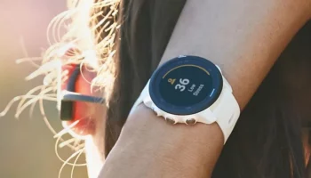 010 02120 20 HealthyOutside Desk