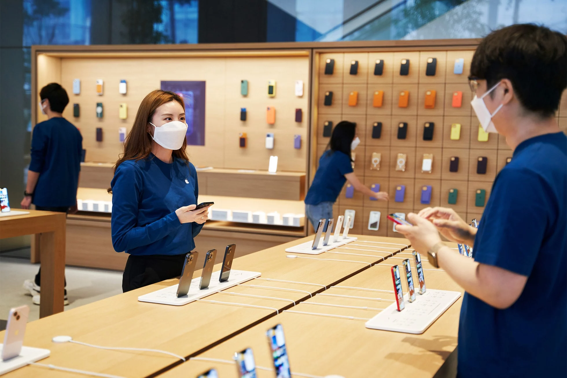 Apple Myeongdong opening preview