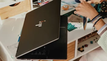 hp spectre x360 16 lifestyle ima