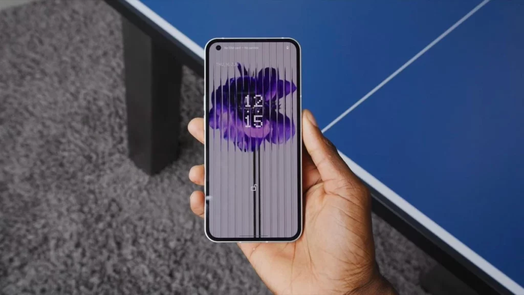 Voici à quoi les 900 LEDs à l'arrière du Nothing phone (1) peuvent servir 56 FVyaoAJakAUbgUs