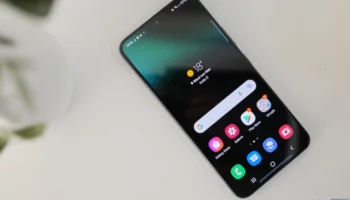 Samsung Galaxy S22 61