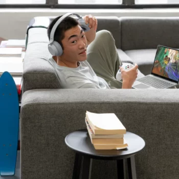 e60b2e9e e70c 44a2 97cf 098fe652