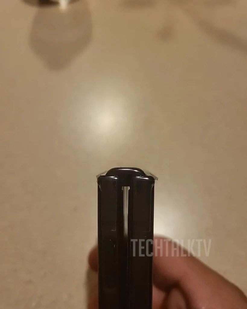 Des images réelles du Galaxy Z Flip 4 montrent un pli moins visible 48 galaxy z flip 4 real life4
