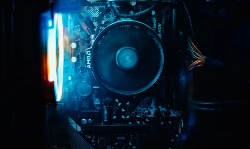 isfak himu DVZAdR5pSbQ unsplash