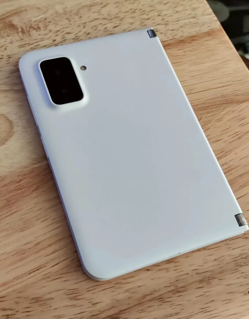 Voici ce qu’aurait pu être le « Surface Duo Go » de milieu de gamme 44 U64fA4iNQKxTNFvs2maLSc 1200 80.j